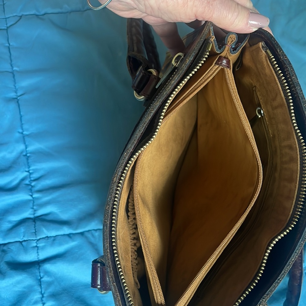 Patricia Nash Shoulder Bag/Crossbody - Picture 4 of 7